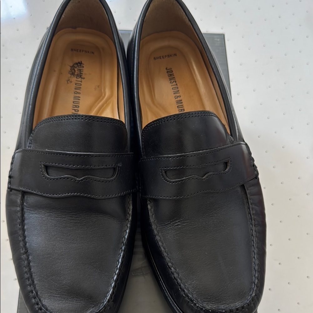 Johnston & Murphy Black Leather Slip-On Loafers